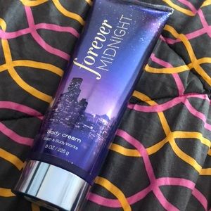 Prepper midnight body cream bath and Bodyworks